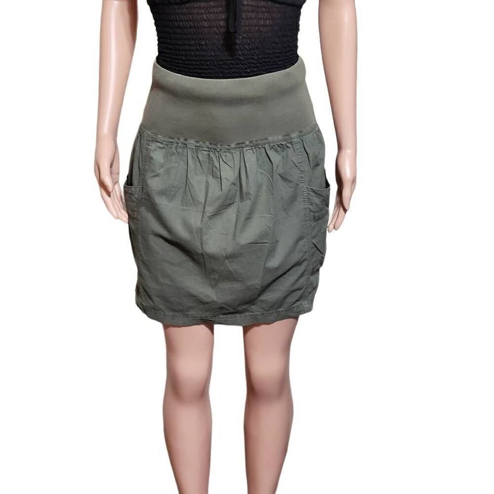 Staring Elastic waist  evergreen pull on  pocket mini skirt L